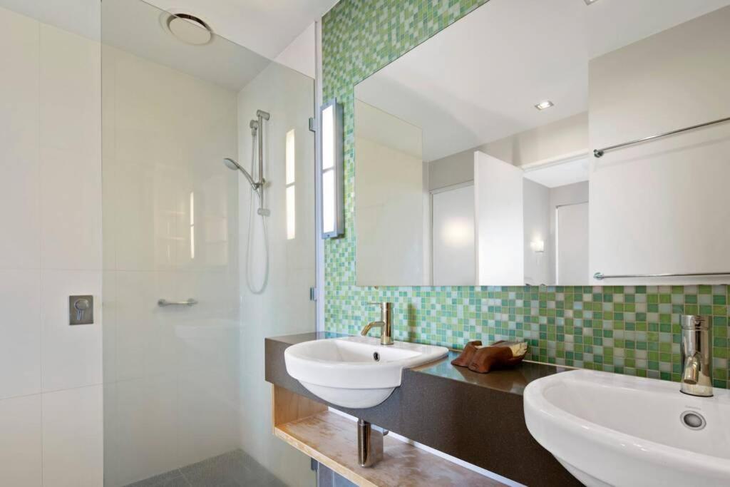 20 S At The Marina Apartment Airlie Beach Exterior photo